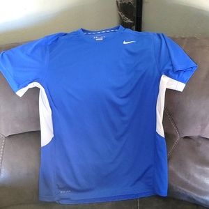 Nike Men's Large Dri-Fit blue shirt